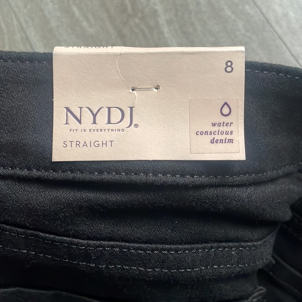 NYDJ Marilyn Straight Jeans size 8 black NWT - Picture 5 of 6